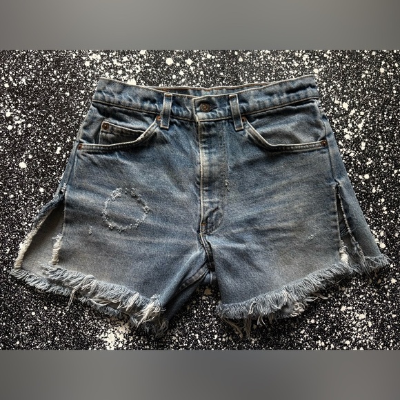 Vintage Levi’s Orange Tab Jean Shorts - Picture 1 of 6